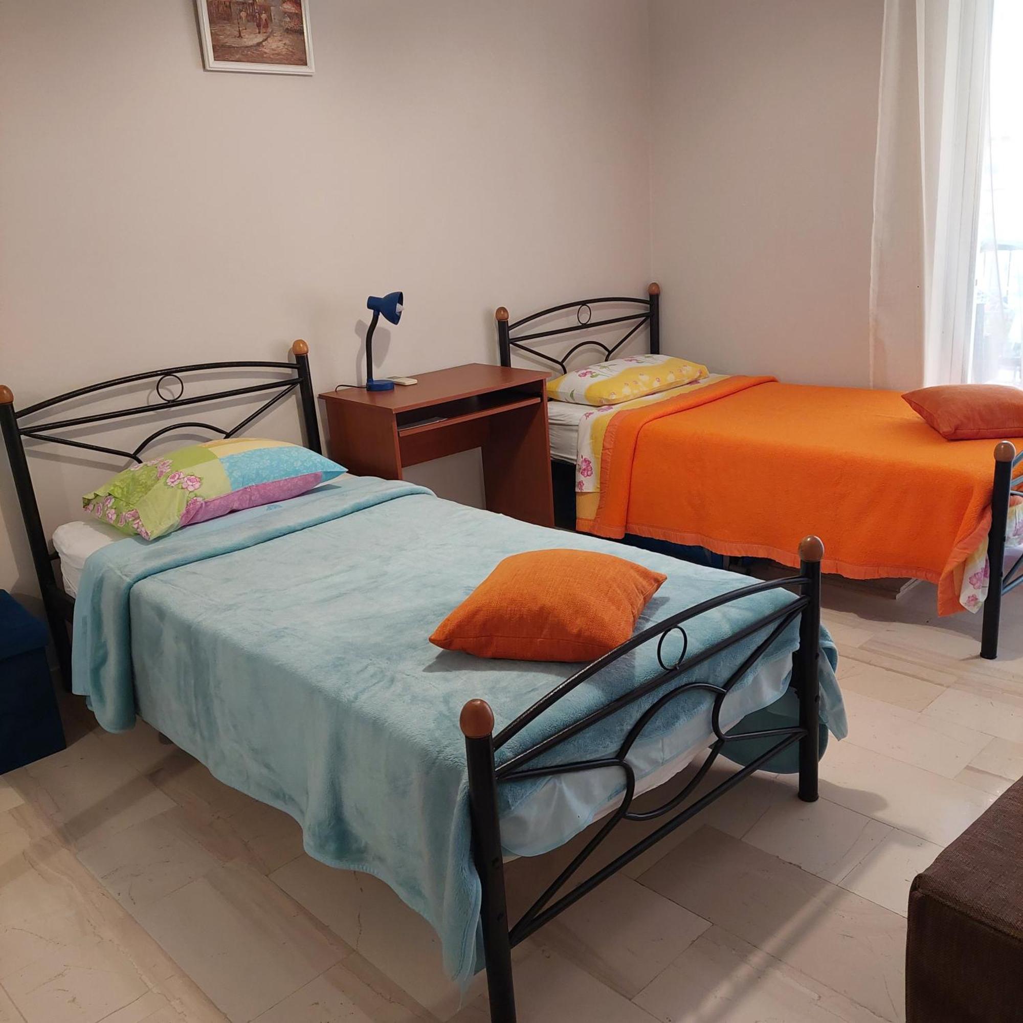 Family Apartment Патра Екстериор снимка